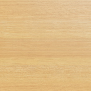 Svijetlo smeđi lakirani jasen